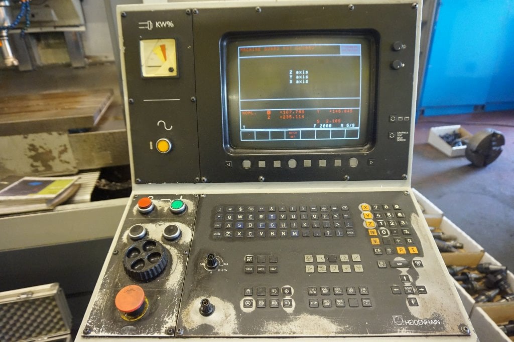 BRIDGEPORT vmc 800-22 